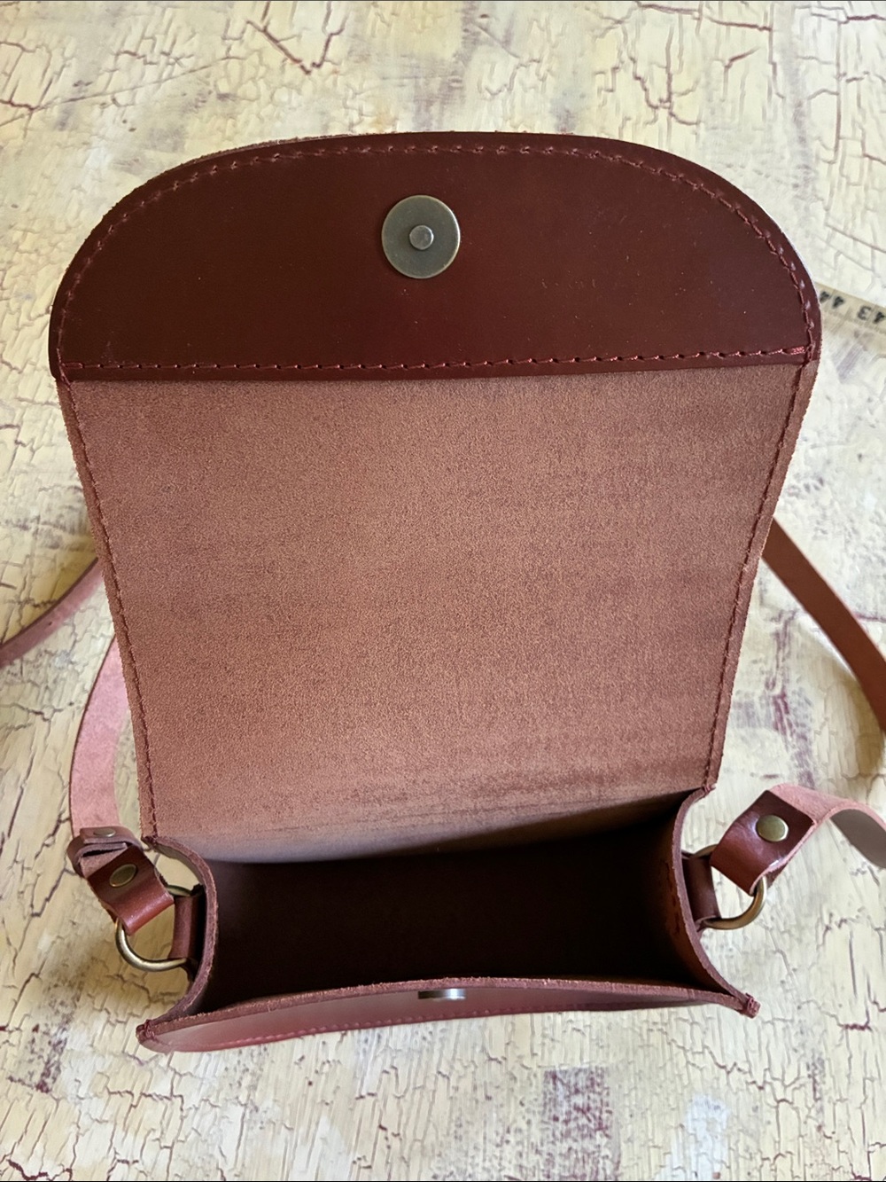 Portland Leather Crossbody Bag in Burgundy Brown - Picture 12 of 15